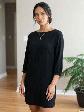 GAP 100% Viscose Black Women's Shift Dress - Timeless Minimal Style